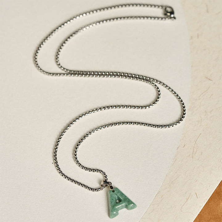 Collar con colgante de prosperidad de cadena ancha de acero de titanio y jade con letras AZ naturales de Buddha Stones - image 4
