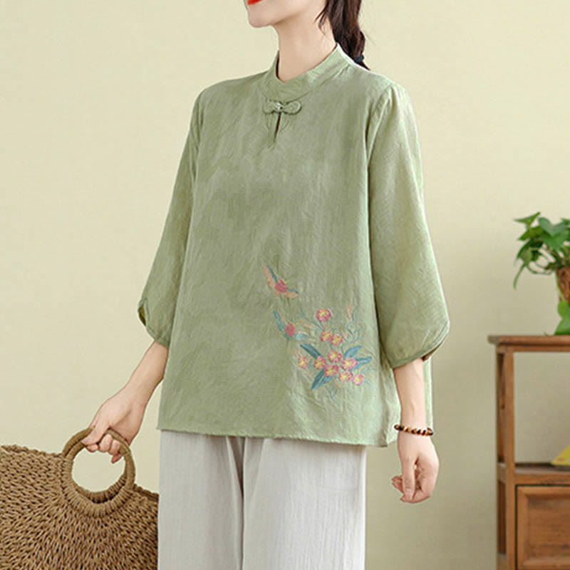 Camisa de algodón para mujer con cuello mandarín, manga tres cuartos y un botón de rana con bordado de flores de Buddha Stones - image 3