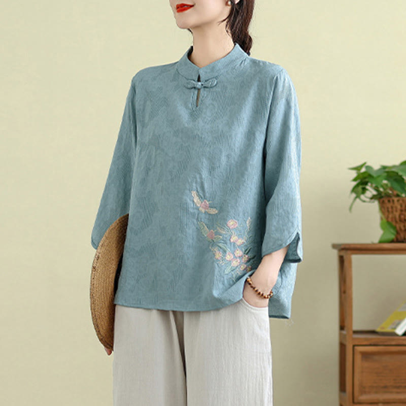 Camisa de algodón para mujer con cuello mandarín, manga tres cuartos y un botón de rana con bordado de flores de Buddha Stones - image 14