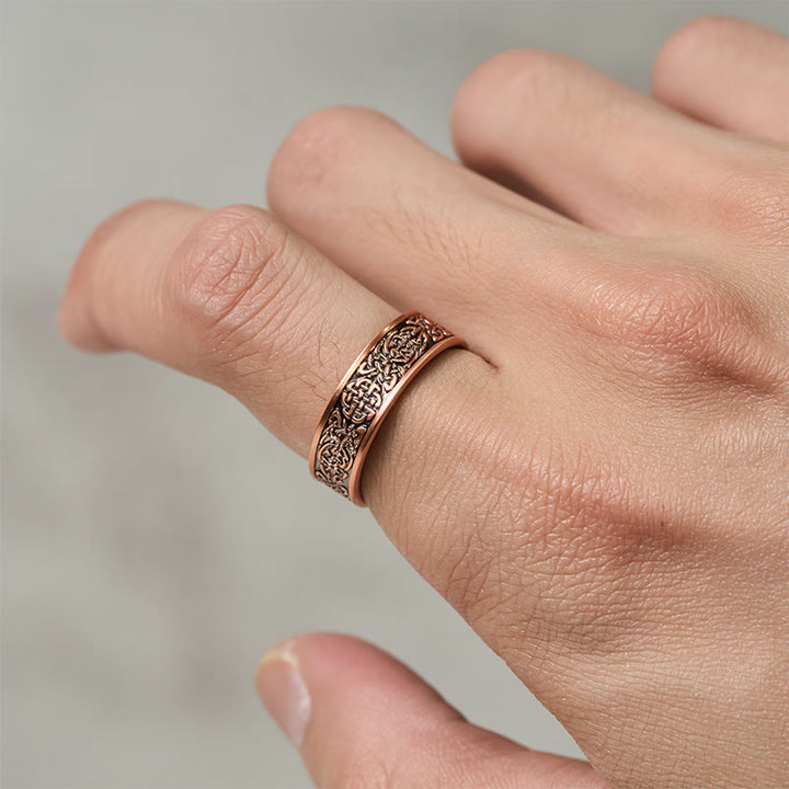 Brazalete abierto con diseño de líneas abstractas de cobre y Buddha Stones - image 10