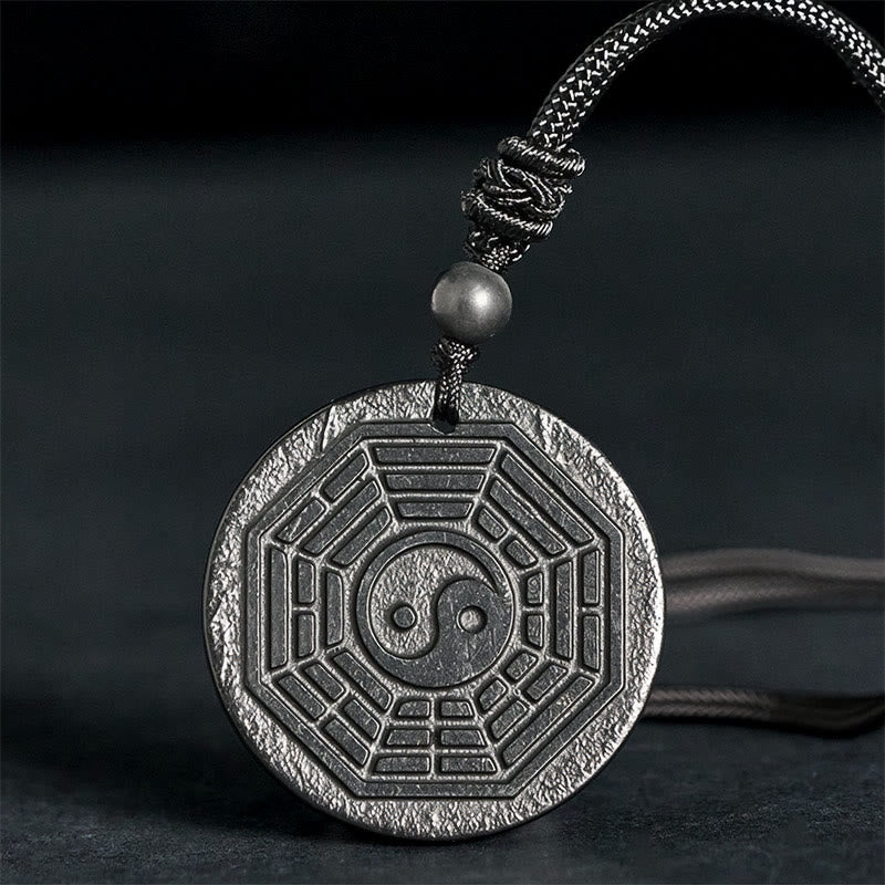 Collar con colgante de protección Bagua Yin Yang con auténtica piedra de shungita de Buddha Stones - Piedra de shungita (Protección ♥ Conexión a tierra) - 35-40 mm - image 0