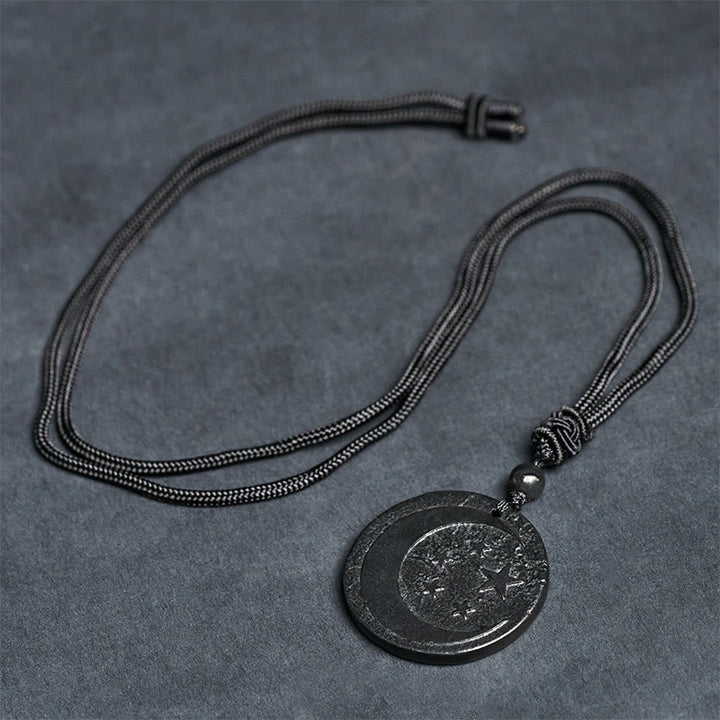 Collar con colgante de piedra de shungita auténtica con diseño redondo de Buddha Stones, luna y estrella. - image 7