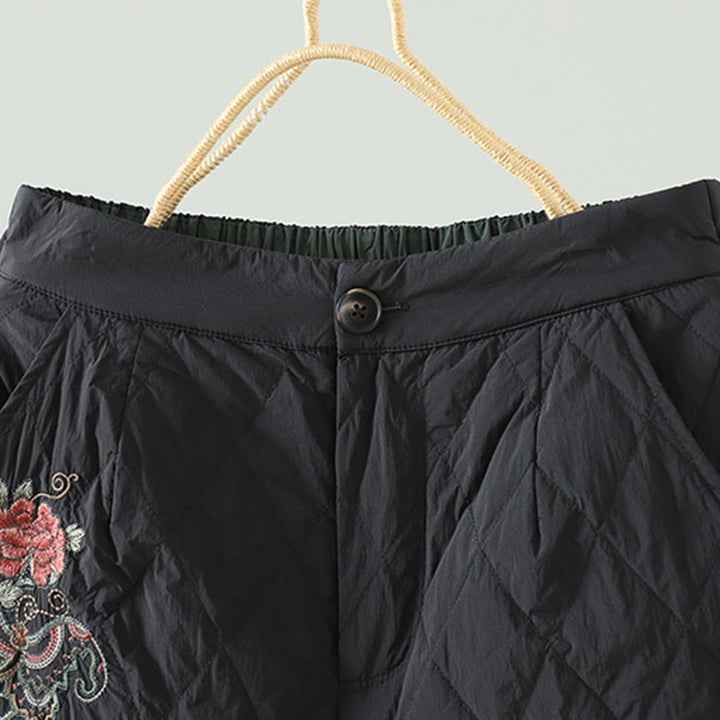 Pantalones gruesos para mujer con bolsillos y estampado de rombos y flores rosas con Buddha Stones - image 12