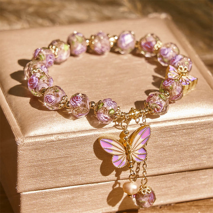 Pulsera de amor con cuentas de cristal Liuli y flores con dijes de mariposas dobles de Buddha Stones - Liuli (circunferencia de la muñeca: 14-16 cm) - image 0