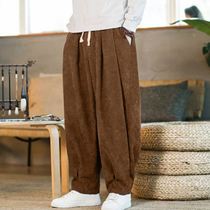 Pantalones harén de pana con forro polar liso y diseño simple para hombre, estilo retro Buddha Stones, con bolsillos - image 4