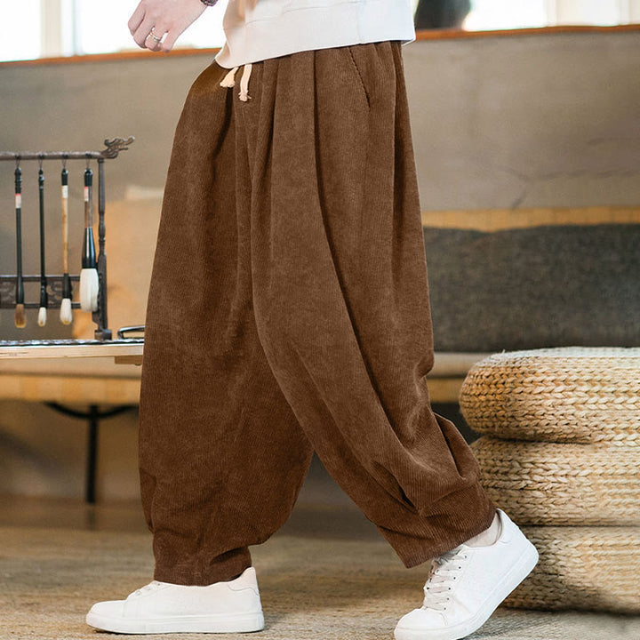 Pantalones harén de pana con forro polar liso y diseño simple para hombre, estilo retro Buddha Stones, con bolsillos - image 2