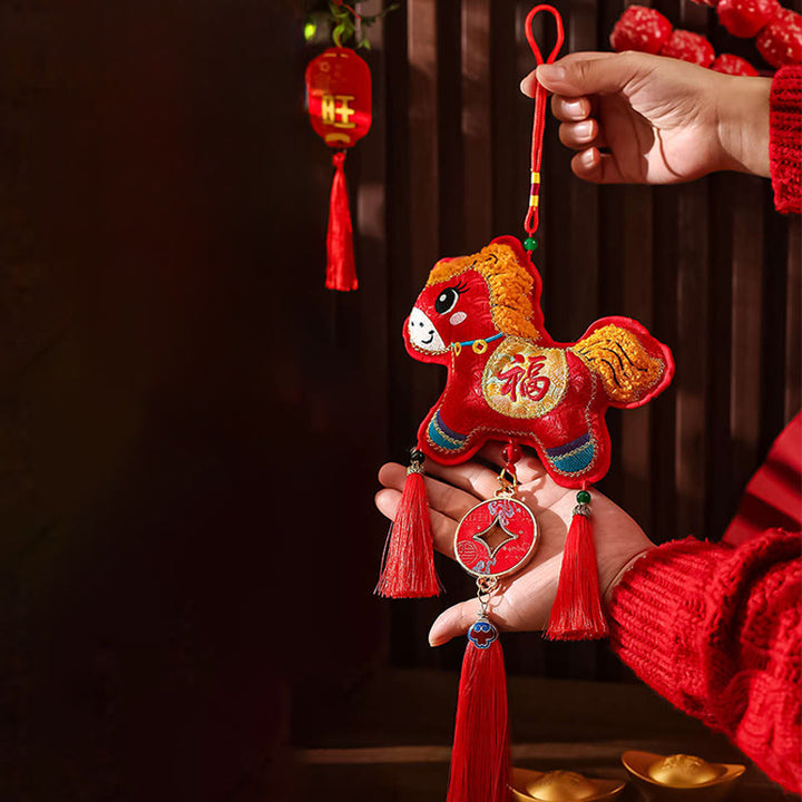 Bordado de Buddha Stones con el personaje Fu del Año del Caballo en forma de moneda de cobre con hilo rojo para decoración colgante. - image 1