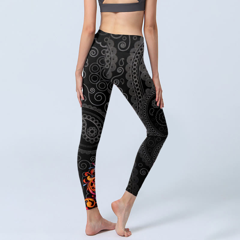 Leggings de yoga para mujer con estampado de cachemira y flores en contraste con Buddha Stones - image 4