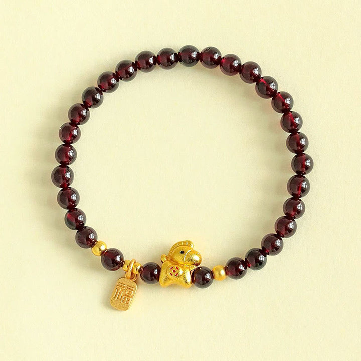 Pulsera protectora con Buddha Stones y granate del Año del Caballo Fu - image 1