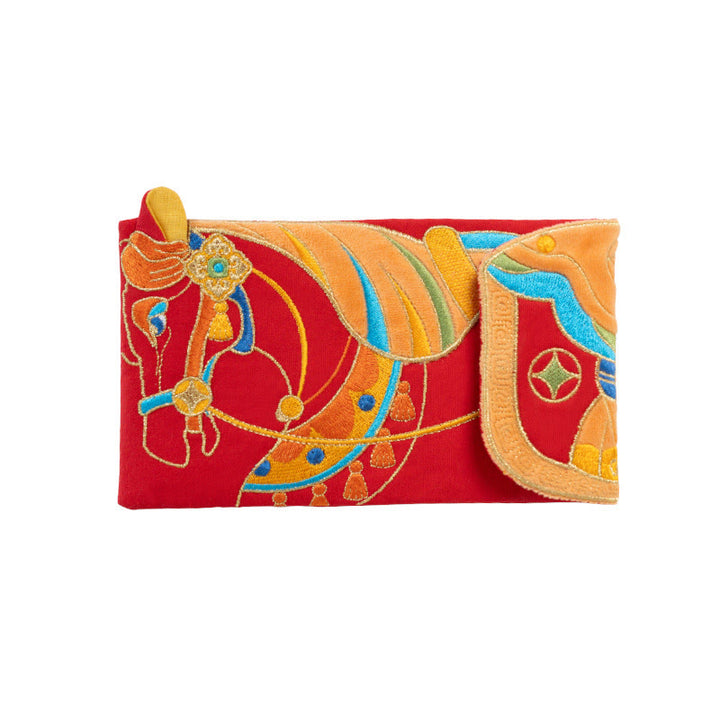 Bordado de Buddha Stones para el Año del Caballo 2026, sobre rojo chino con borlas - image 8