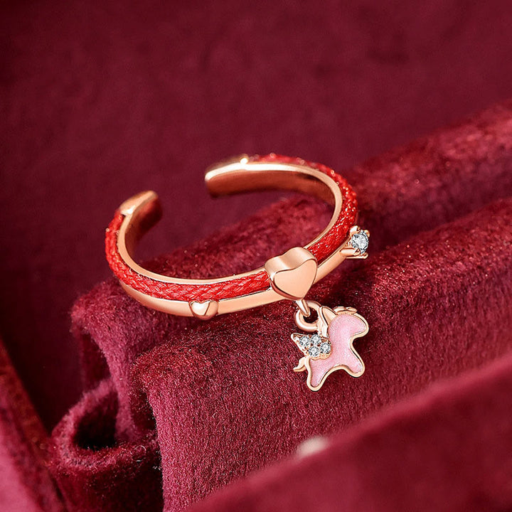 Anillo abierto de la suerte con hilo rojo de Buddha Stones en plata de ley 925 - Hilo rojo de plata 925 con unicornio rosa (ajustable) - image 0
