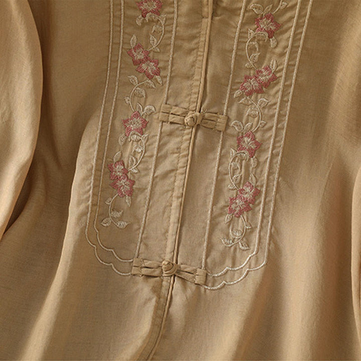 Camisa de mujer con cuello alto, botones de rana y flores bordadas, puños elásticos y manga tres cuartos con diseño de Buddha Stones - image 10