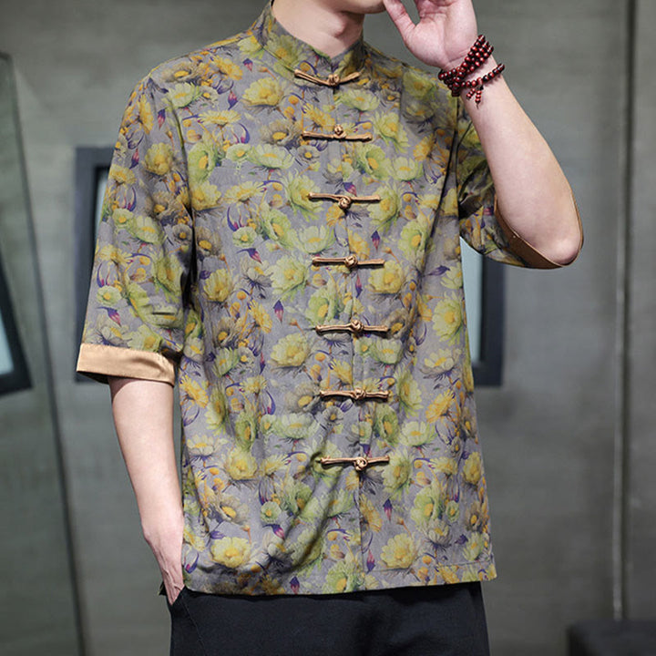 Buddha Stones Camisa de algodón para hombre, de manga corta, con estampado floral de hojas y botones de rana, de verano - image 9