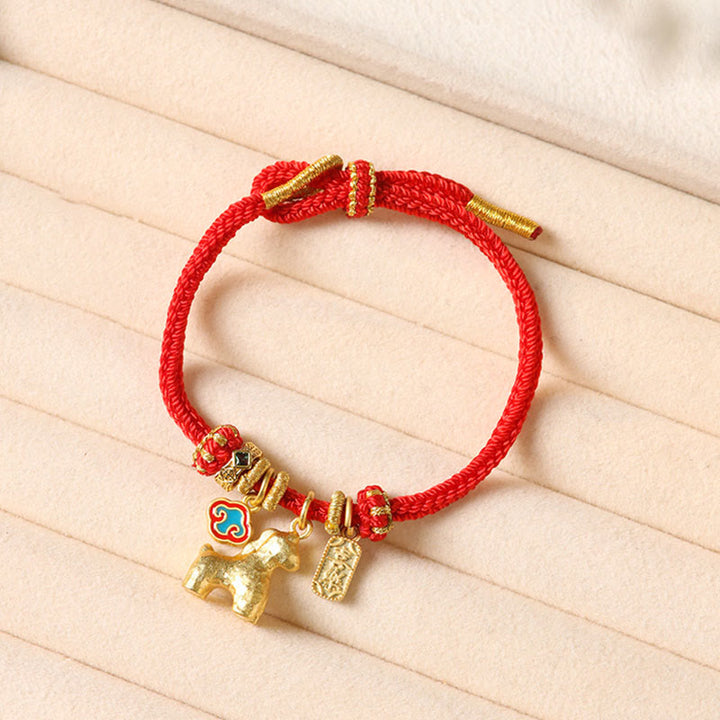 Buddha Stones Pulsera de la suerte de loto con el personaje Fu de hilo rojo de cobre del Año del Caballo - Paz y alegría de cobre (circunferencia de la muñeca: 13-24 cm) - image 0