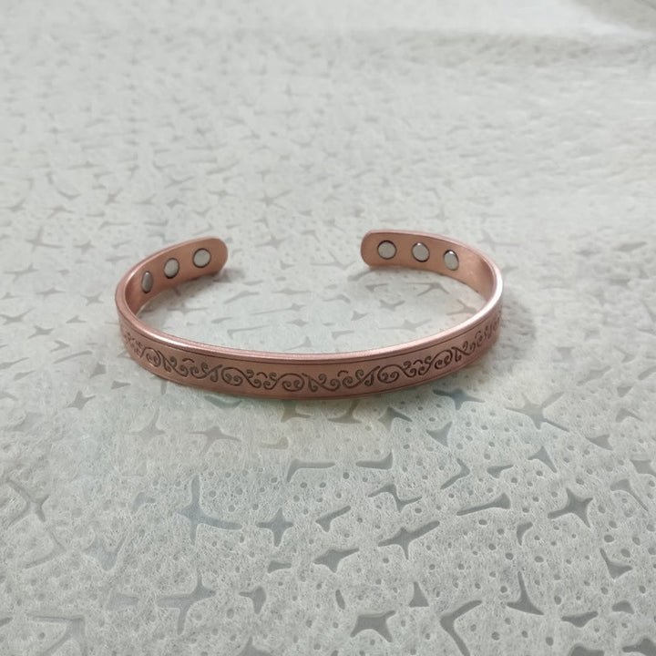 Buddha Stones Brazalete abierto de equilibrio de cobre con estampado grabado - image 9