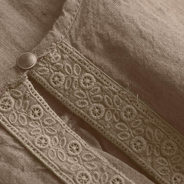 Camisa informal de manga tres cuartos con cuello redondo y diseño calado para mujer con estampado de Buddha Stones. - image 4