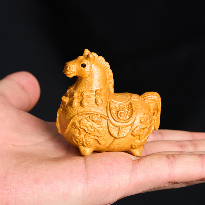 Buddha Stones Mini Año del Caballo Loto Ébano Tilo Madera Sándalo Verde Decoración 5,5*5*3,2cm - image 3