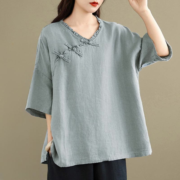 Buddha Stones Camisa de algodón lisa de manga larga con cuello en V y botones de rana para mujer - image 3