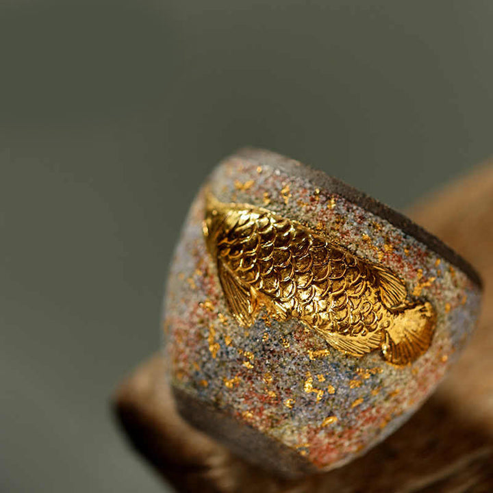 Buddha Stones Taza de té de cerámica con forma de pez koi Arowana dorado, taza de té Kung Fu - image 6