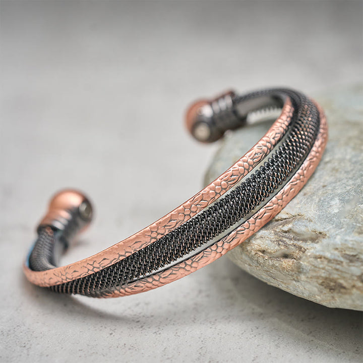 Buddha Stones Brazalete abierto de cobre trenzado con diseño de flores texturizadas retro para la suerte - image 7