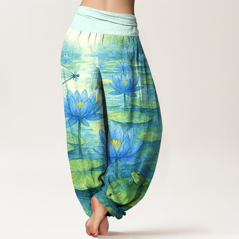 Buddha Stones Pantalones harem de mujer con cintura elástica, de algodón puro, con estampado elegante de flor de loto, hoja, libélula y rana. - image 1