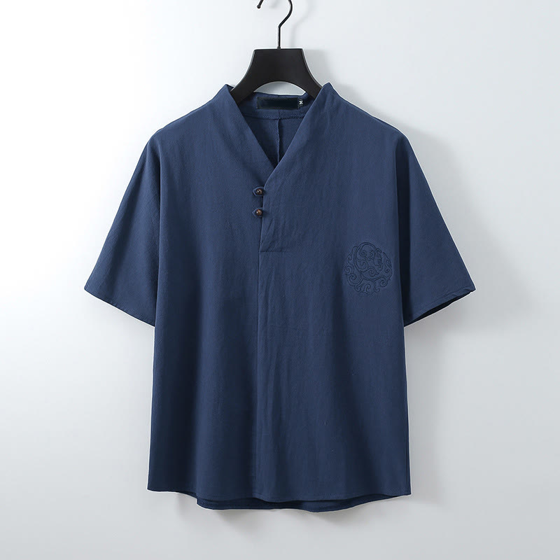 Buddha Stones Camisa de lino y algodón con cuello en V, manga corta, botones y bordado de nubes para hombre - Azul acero - US./ UK/ 56, UE 66 (9XL) - image 3