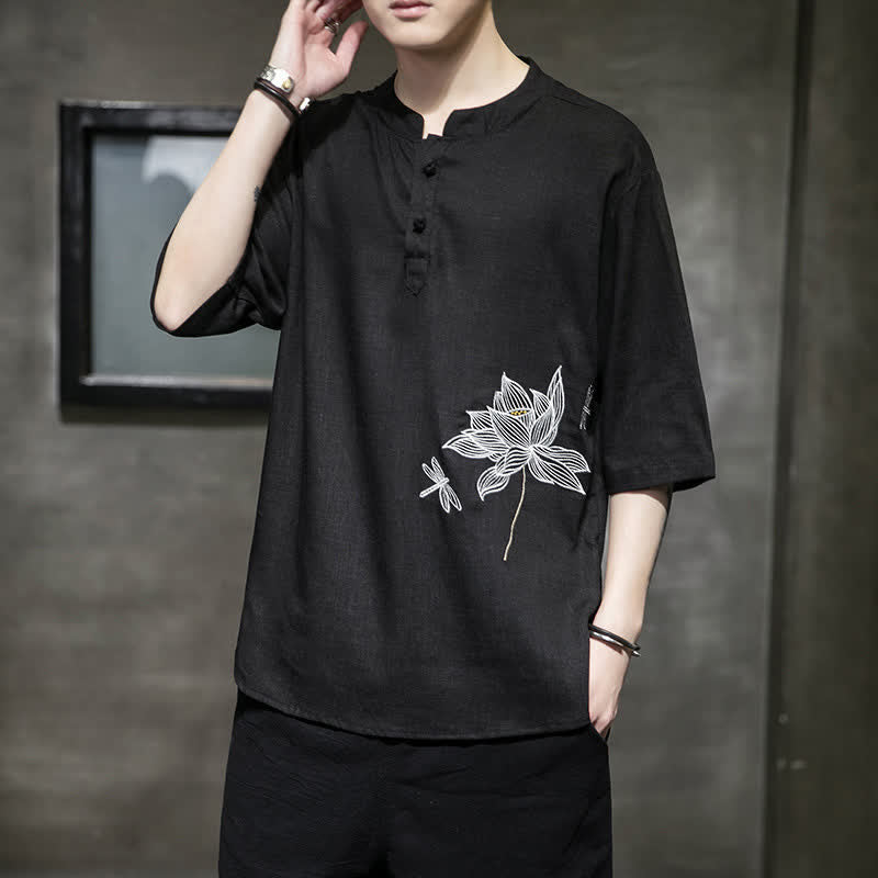 Buddha Stones Camiseta de manga corta para hombre con estampado de libélula de loto bordada de verano y botones de rana china - image 1