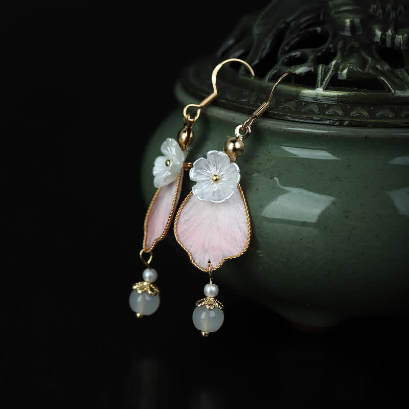 Buddha Stones Pendientes colgantes de gancho con pétalos de seda hechos a mano y con la bendición de la buena fortuna - image 5