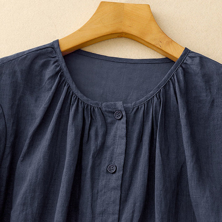 Camisa de manga tres cuartos para mujer con diseño de cuello redondo y botones lisos con estampado de Buddha Stones. - image 1