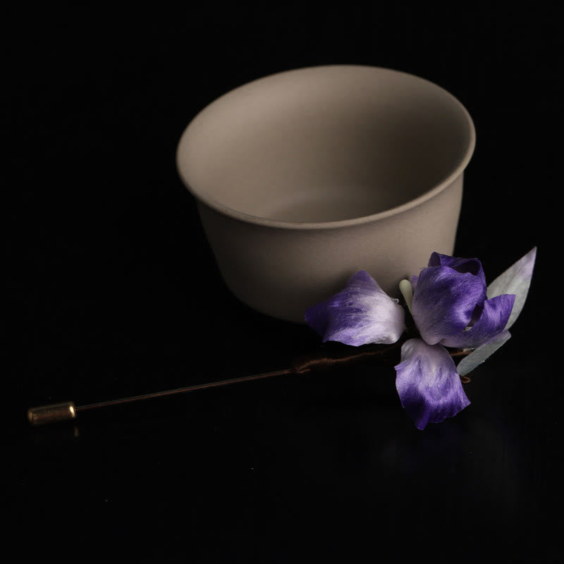 Buddha Stones Broche protector de iris morado y blanco hecho a mano con arte de seda - image 1