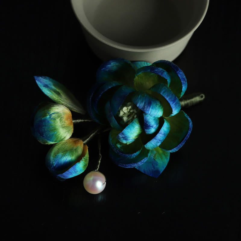 Buddha Stones Broche de protección con camelia de terciopelo de seda hecho a mano - image 2