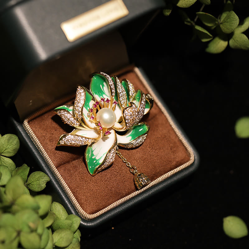 Buddha Stones Broche de cobre con perla y flor de loto para un nuevo comienzo - Verde - image 0