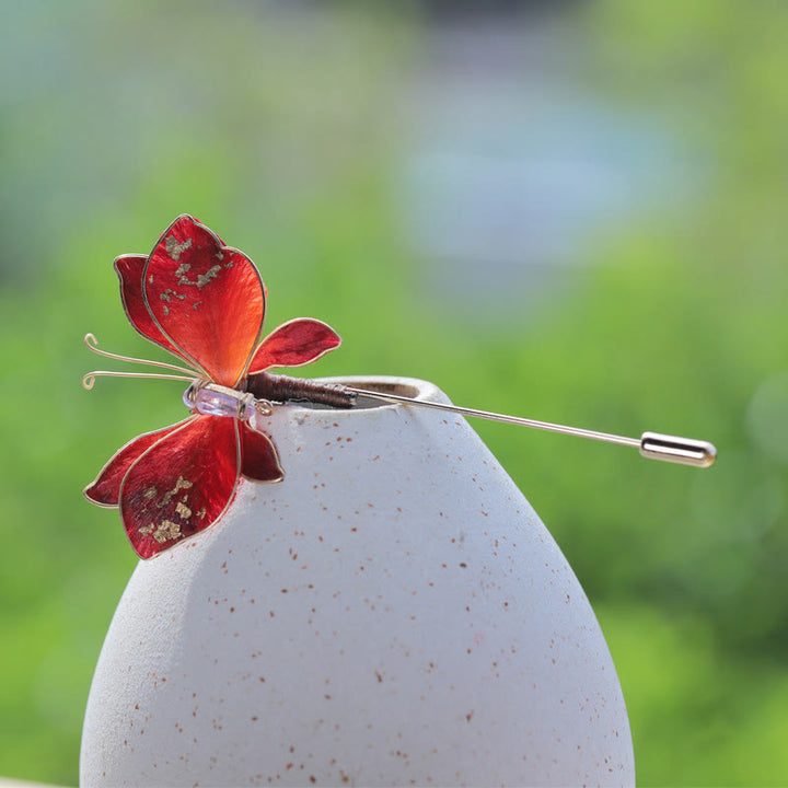 Buddha Stones Broche de mariposa roja con flor de terciopelo de seda hecho a mano - Mariposa roja de unos 7-8 cm - image 0