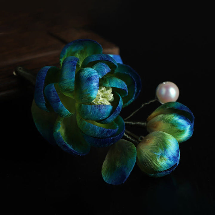 Buddha Stones Broche de protección con camelia de terciopelo de seda hecho a mano - image 8