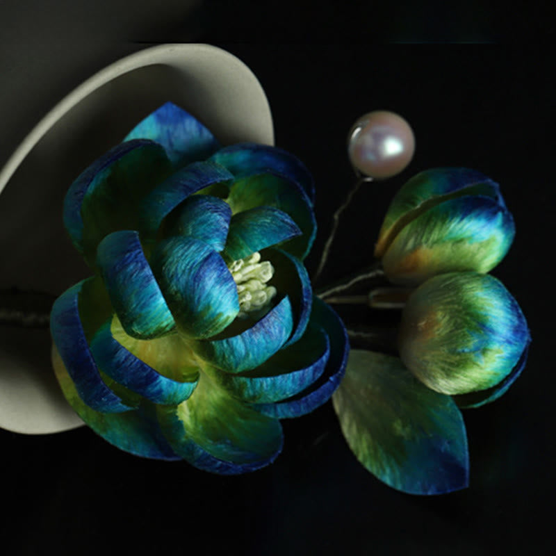 Buddha Stones Broche de protección con camelia de terciopelo de seda hecho a mano - image 4