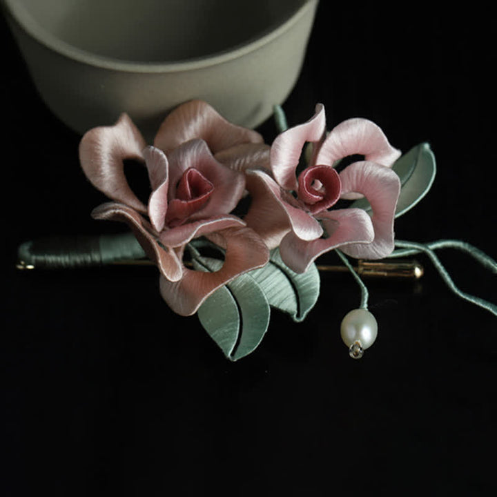 Buddha Stones Broche de armonía con rosas gemelas, hecho a mano con arte de seda - image 9