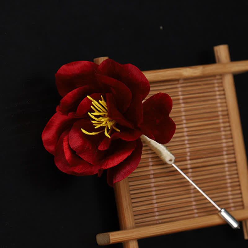 Buddha Stones Broche de camelia roja con la bendición de la sinceridad, hecho a mano en seda, patrimonio cultural - image 6
