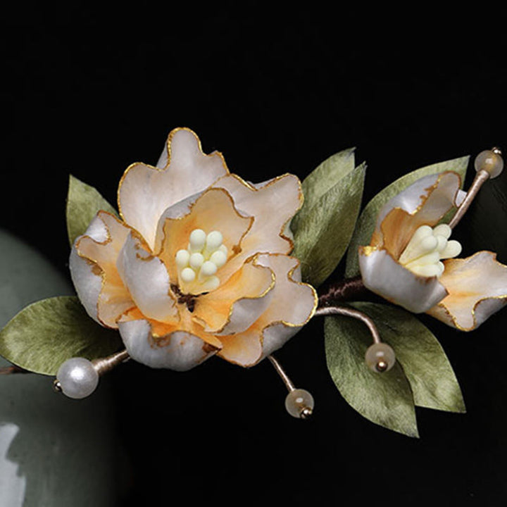 Buddha Stones Broche de la buena fortuna con flor de peonía dorada hecha a mano con arte de seda - image 8