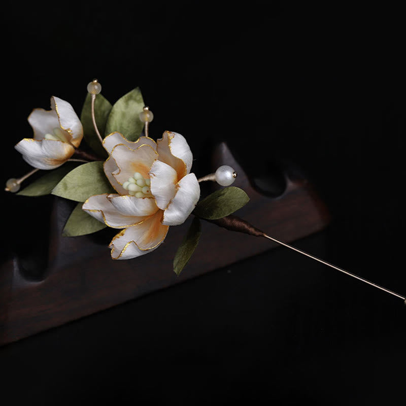 Buddha Stones Broche de la buena fortuna con flor de peonía dorada hecha a mano con arte de seda - image 6