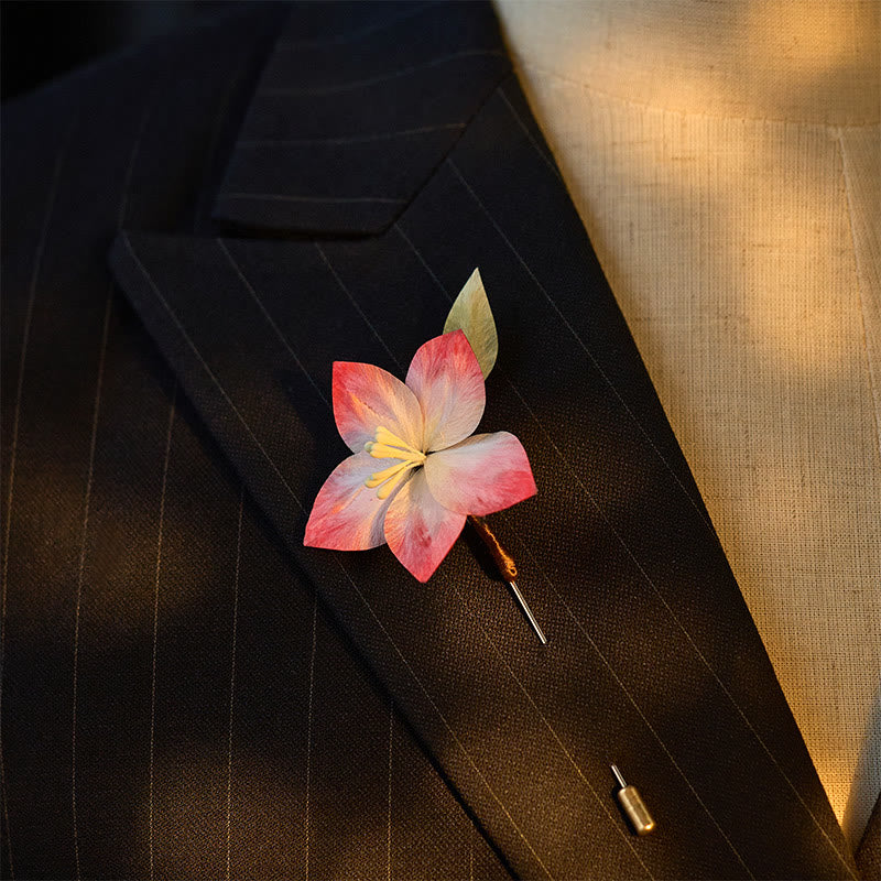 Buddha Stones Broche de cinco pétalos rojo con flor de terciopelo de seda artesanal - image 3