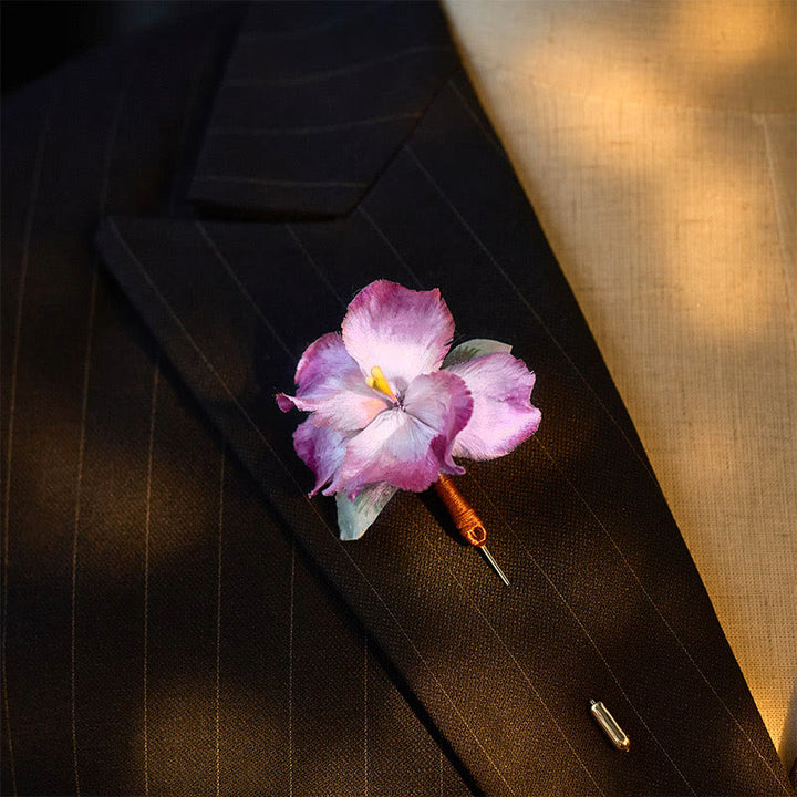 Buddha Stones Broche de flor de iris de terciopelo con arte de seda hecho a mano - image 3