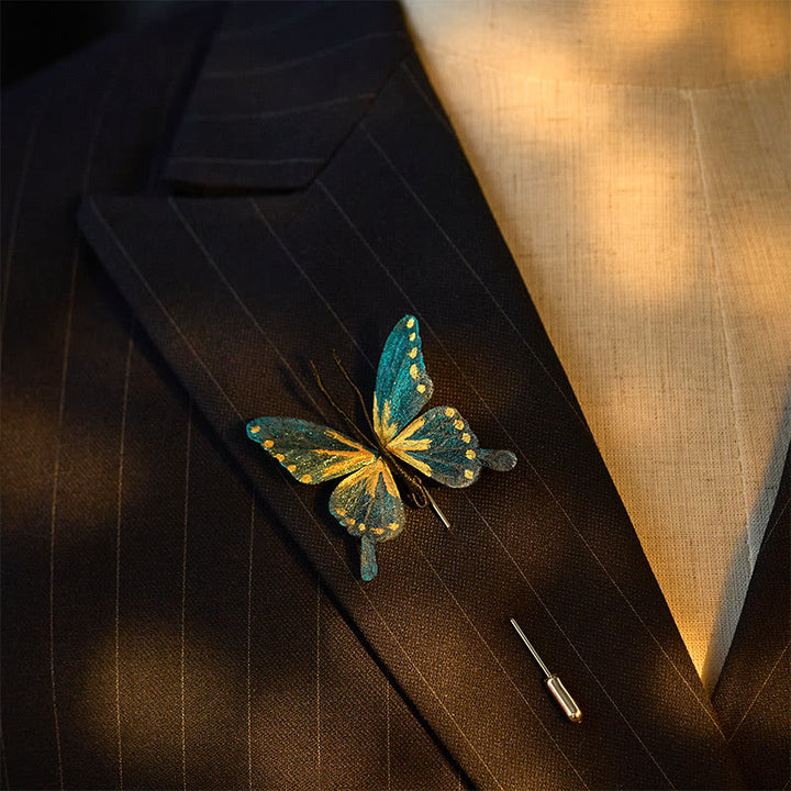 Buddha Stones Broche de mariposa azul dorado con flor de terciopelo de seda artesanal - image 3