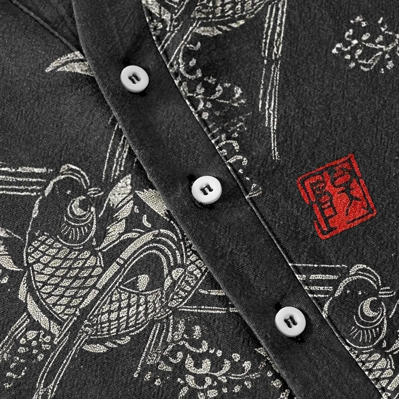 Buddha Stones Camisa de manga corta con medio botón para hombre, de algodón, con estampado de peces koi y bambú. - image 3