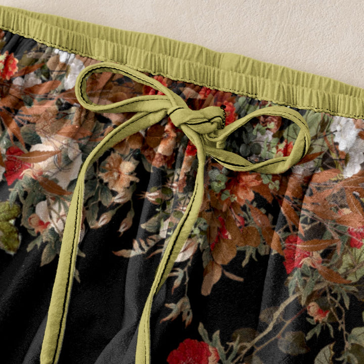 Buddha Stones Pantalones casuales de algodón para mujer con diseño de enredadera de peonía roja y cintura elástica con bolsillos. - image 1