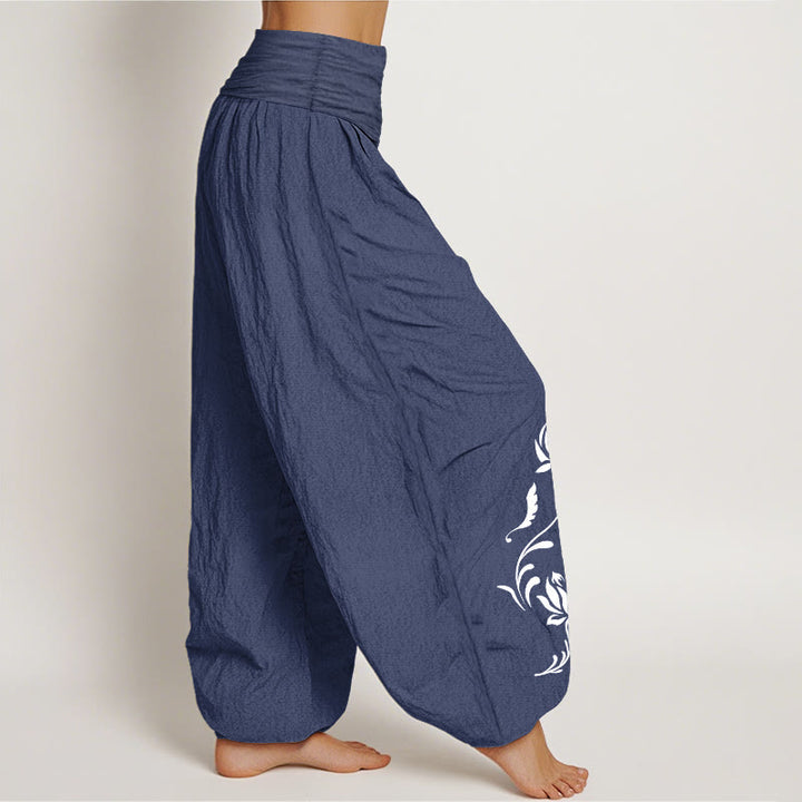 Buddha Stones Pantalones harem de mujer con cintura elástica y estampado de pétalos de loto de algodón. - image 1