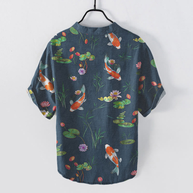 Buddha Stones Camisa de manga corta con medio botón para hombre, de algodón, con estampado de peces koi y loto. - image 5