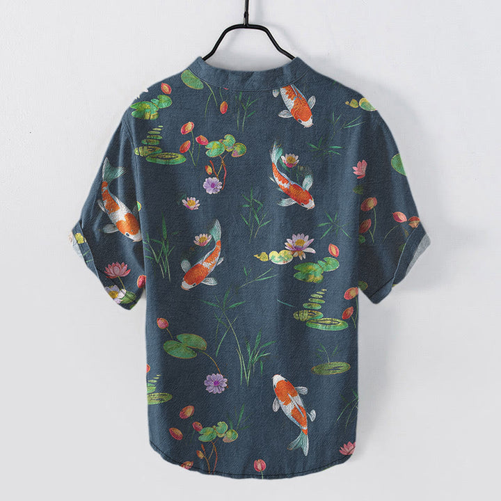 Buddha Stones Camisa de manga corta con medio botón para hombre, de algodón, con estampado de peces koi y loto. - image 5