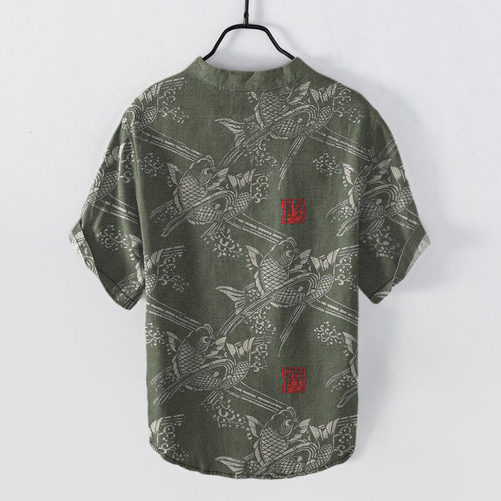 Buddha Stones Camisa de manga corta con medio botón para hombre, de algodón, con estampado de peces koi y bambú. - image 5