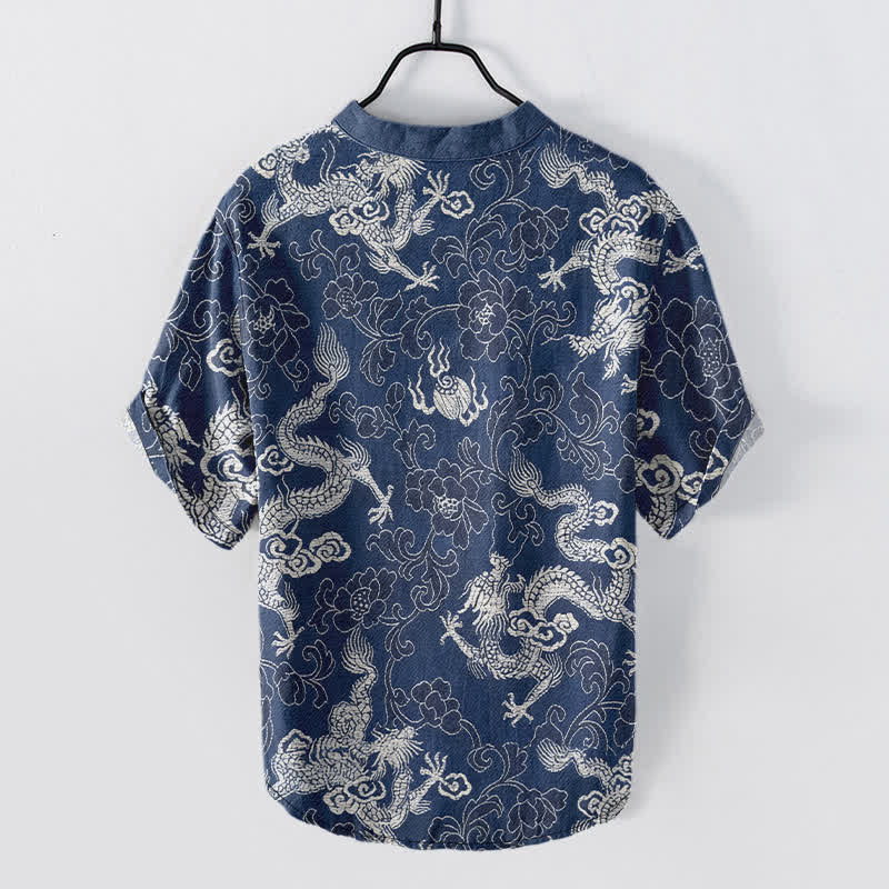Buddha Stones Camisa de manga corta con medio botón y estampado de loto y dragón de algodón para hombre - image 1