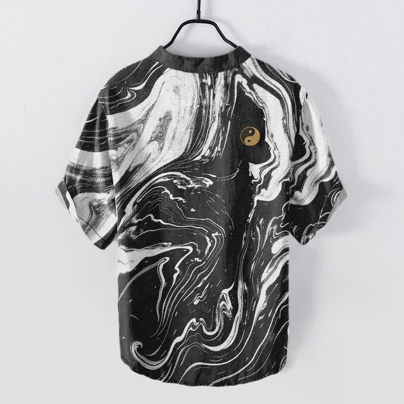 Buddha Stones Camisa de manga corta con medio botón y estampado de Tai Chi para hombre, de algodón. - image 1